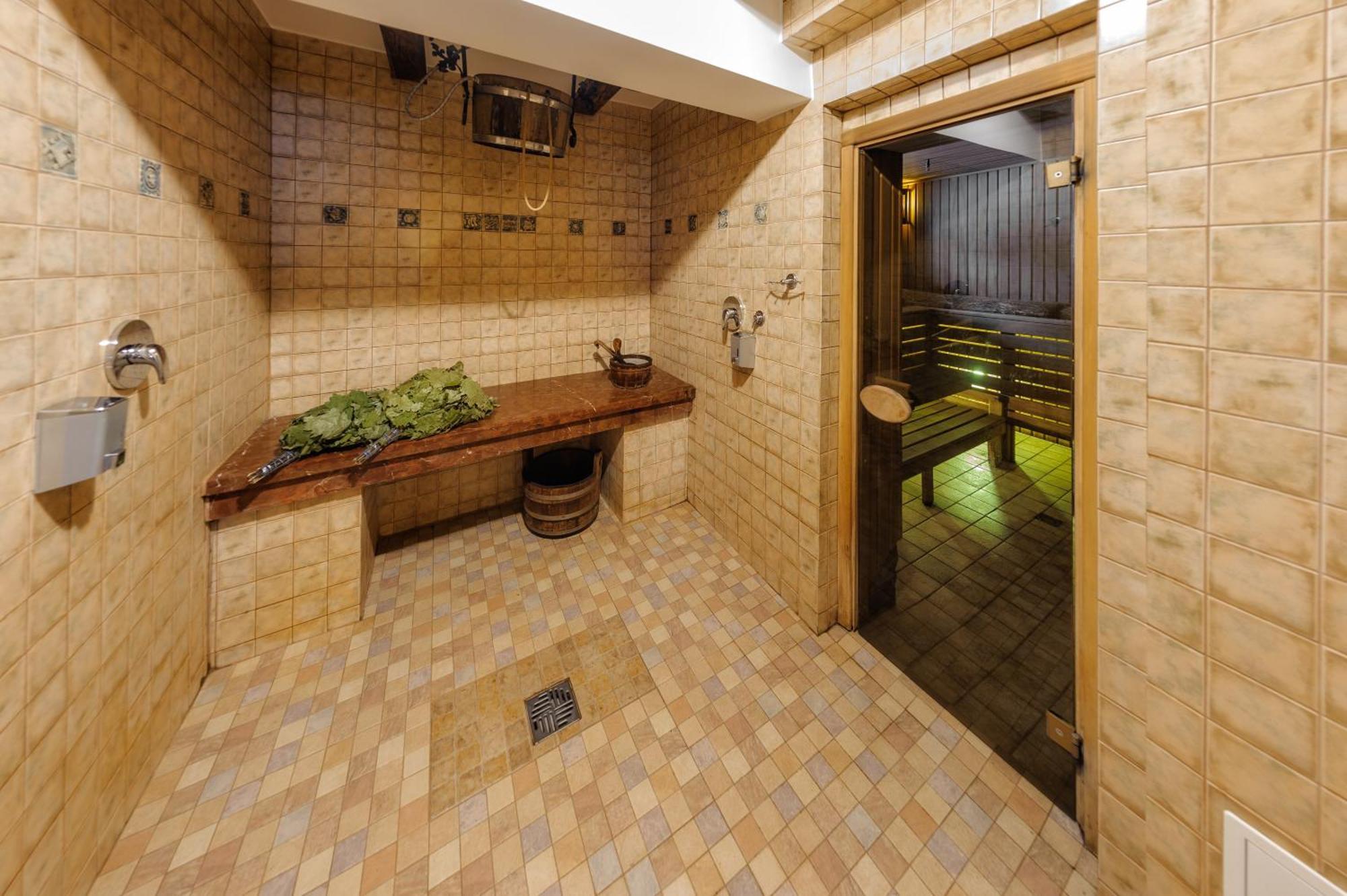 Korunka Hotel Tatariv Bagian luar foto