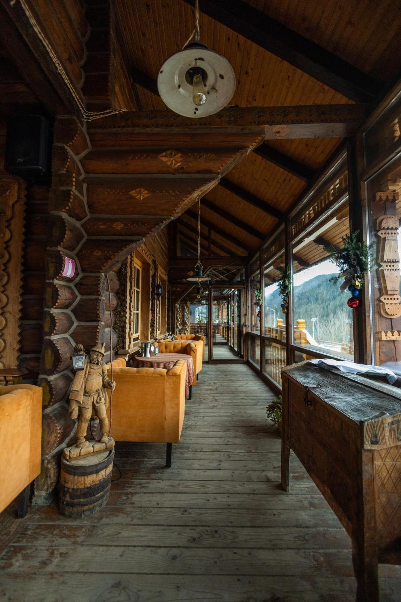 Korunka Hotel Tatariv Bagian luar foto